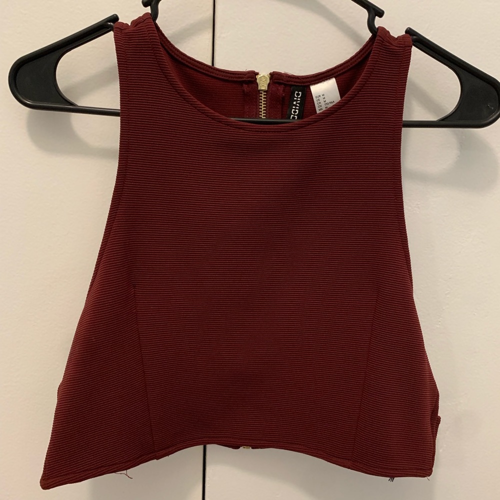 Wine cut out Crop Top